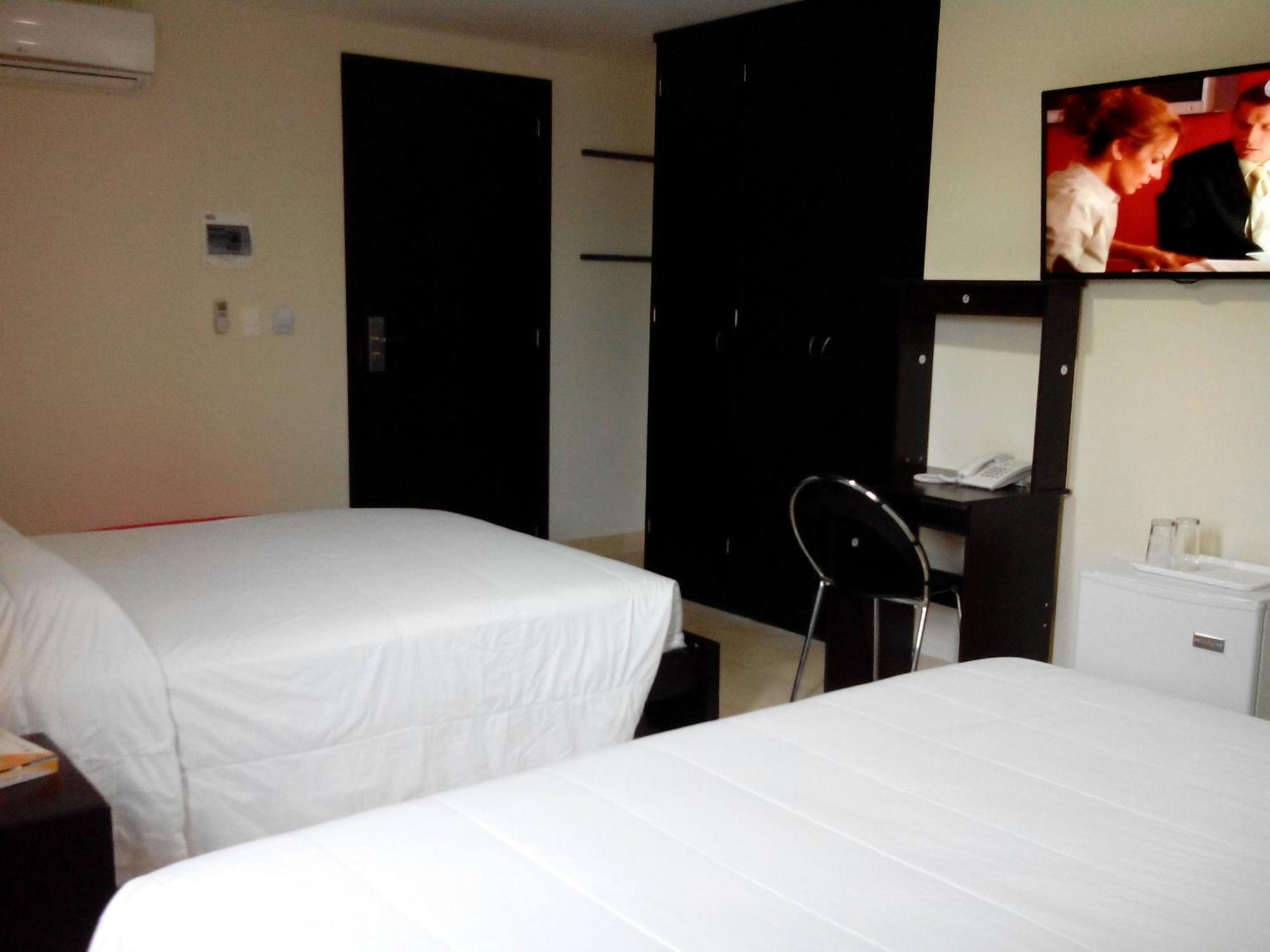 Hotel Suite Continental Barranquilla  Exterior photo